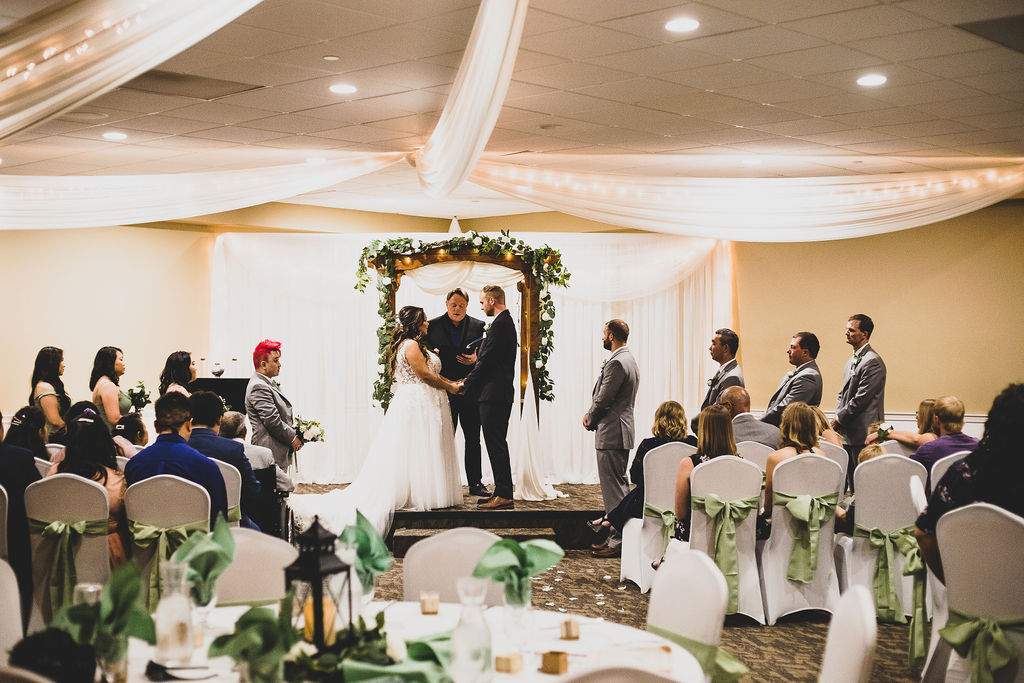 Banquets_of_Minnesota_ wedding-reception-vows-renewal