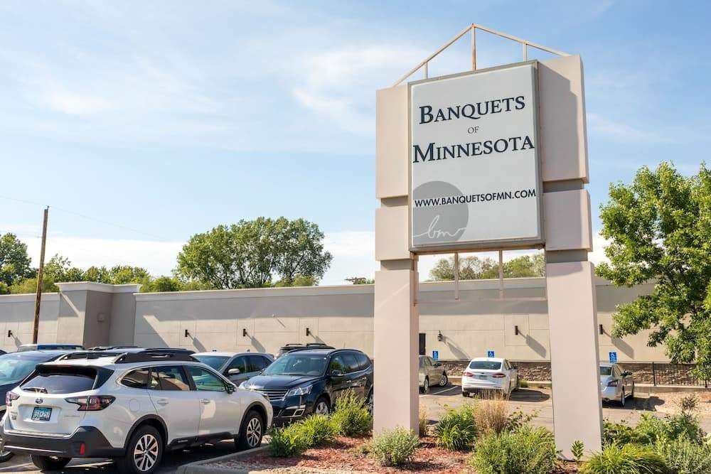 Full-Service Catering for Sports Banquets Corporate Events banquets of minnesota banquetsofmn.com fridley minneapolis st paul 3 (1)